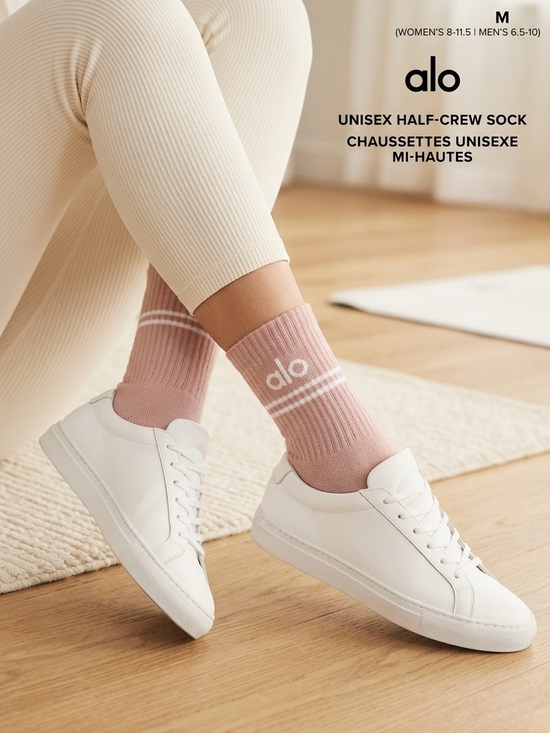 ALO Yoga Accessories - ALO Yoga Half Crew Throwback Socks Pink Quartz/White Unisex-Size Med-NWT
